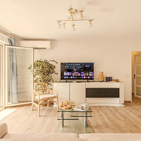 Le Victoria - T3 Neuf - Piscine - Air Cond - Parking Appartamento