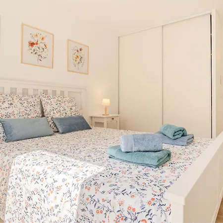 Le Victoria - T3 Neuf - Piscine - Air Cond - Parking Appartamento *